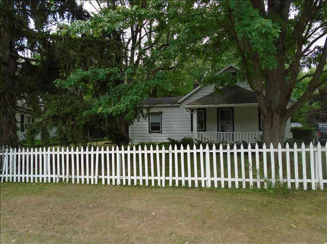 450 Pickard Road Temperance, MI 48182 - Photo 1 of 14 20415099.JPG