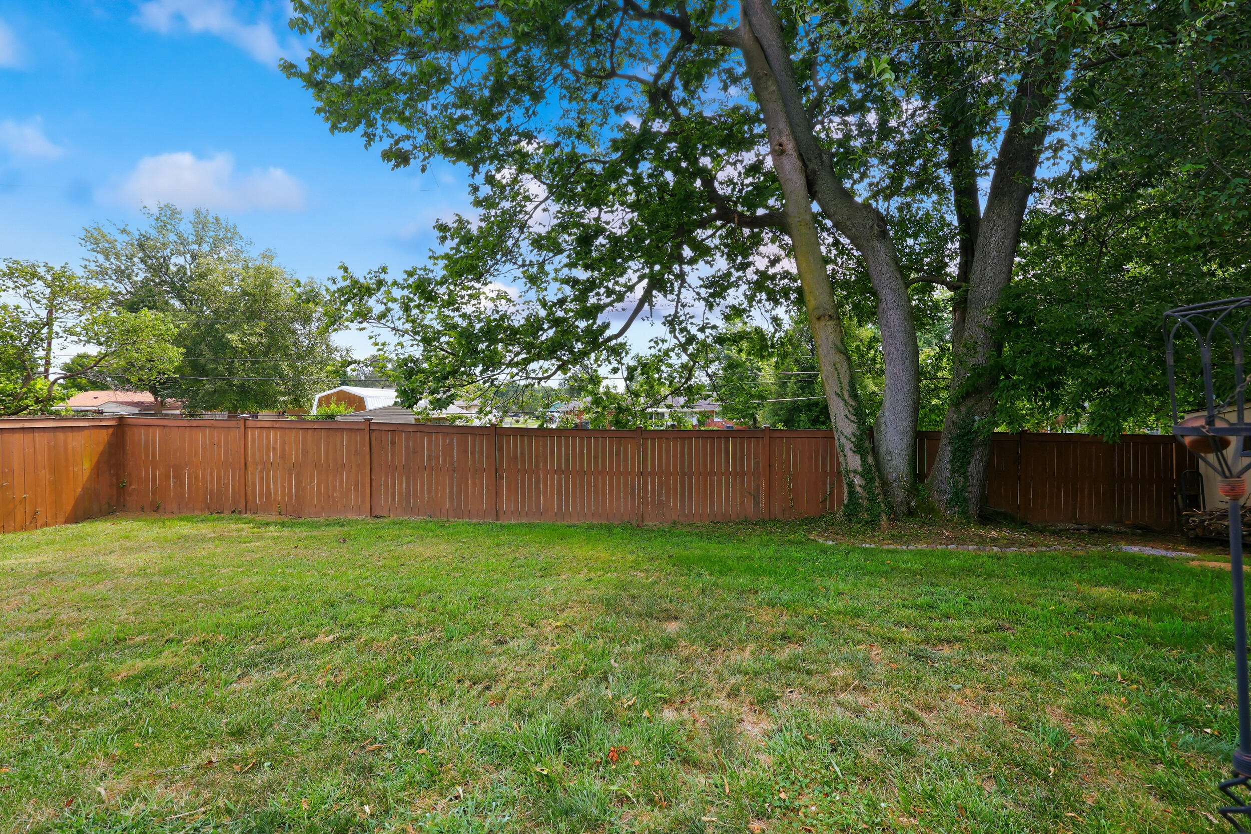 625 Severn Way Lexington, KY 40503 - Photo 34 of 38 Fenced Backyard
