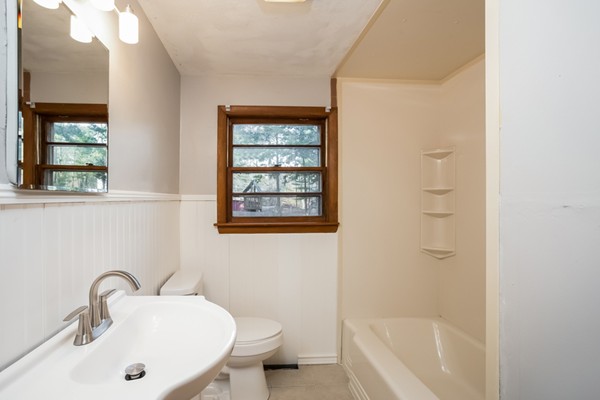 10 Jean Road Pembroke, MA 02359 - Photo 9 of 15 Gallery Image 9