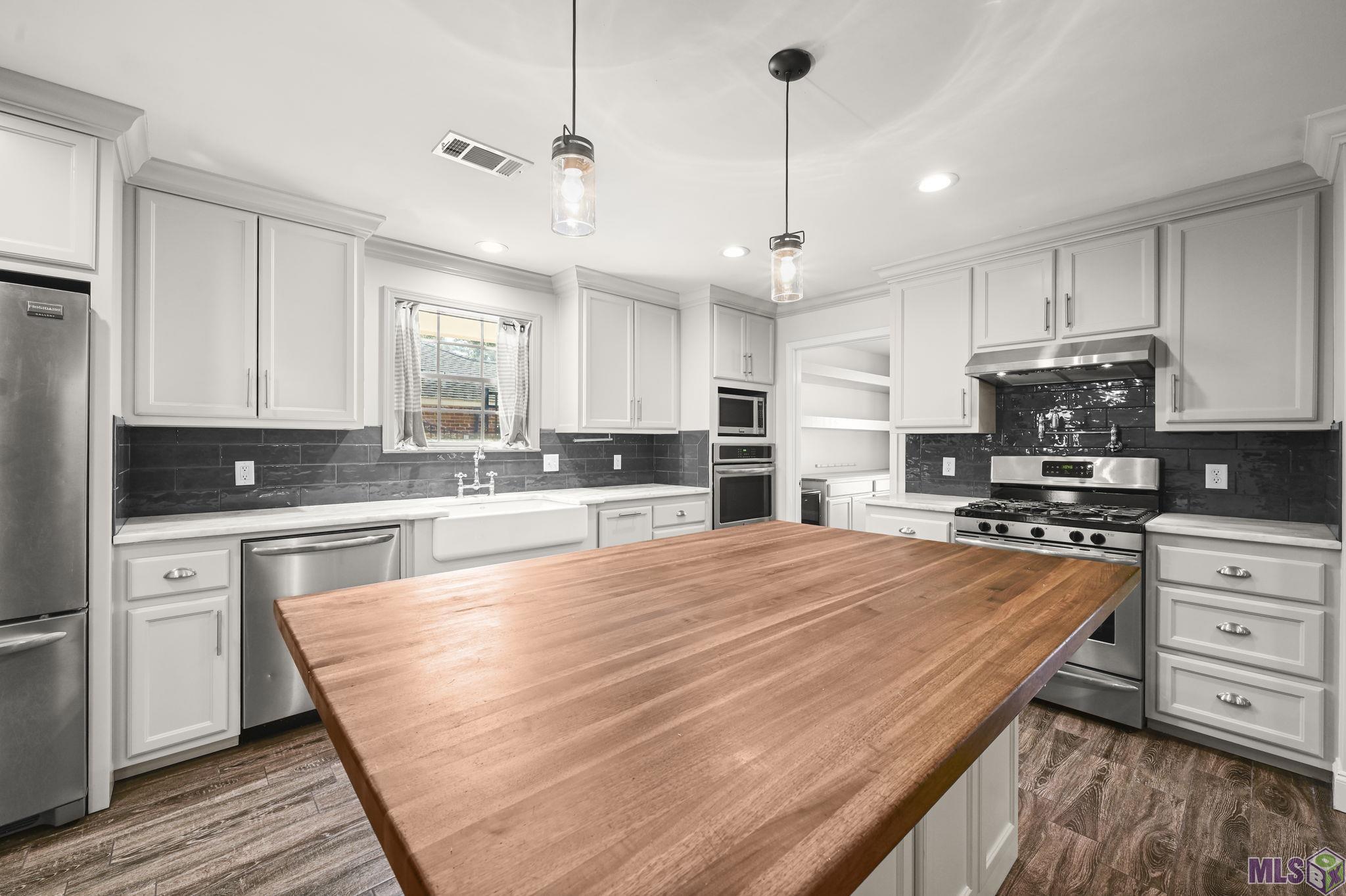 1171 Aurora Place Baton Rouge, LA 70806 - Photo 13 of 32