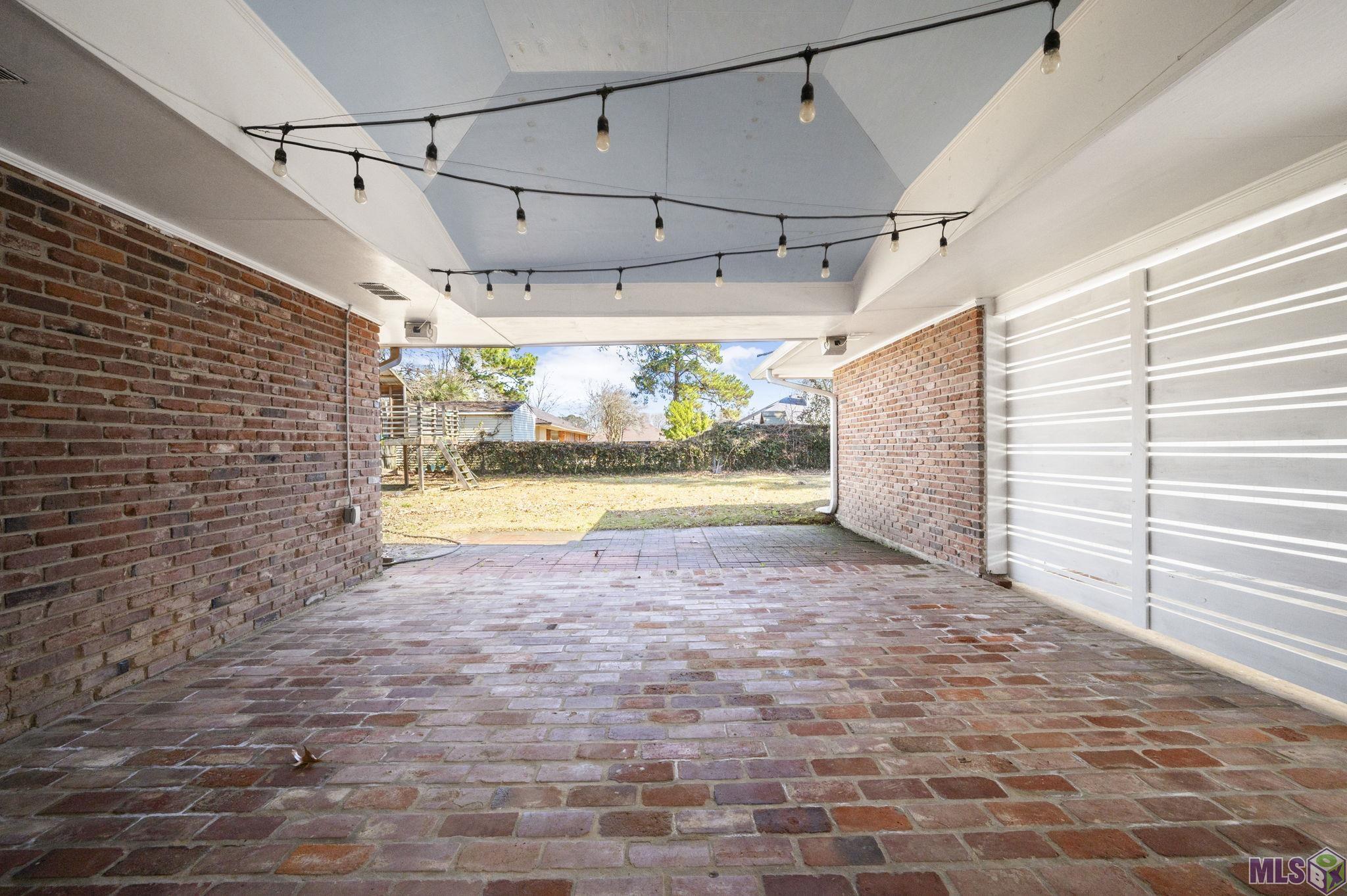 1171 Aurora Place Baton Rouge, LA 70806 - Photo 27 of 32