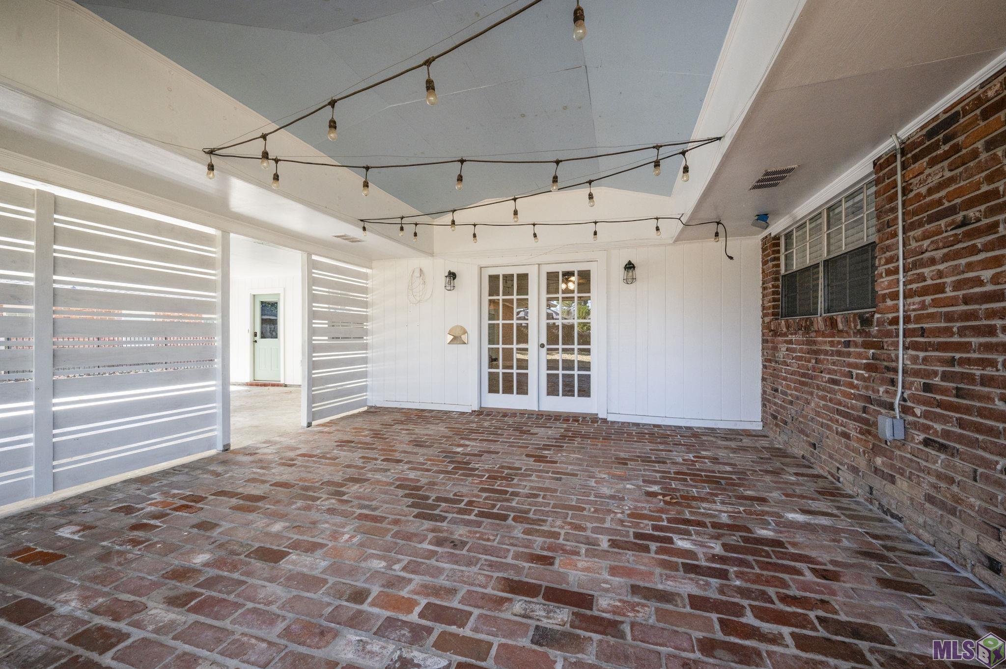 1171 Aurora Place Baton Rouge, LA 70806 - Photo 28 of 32