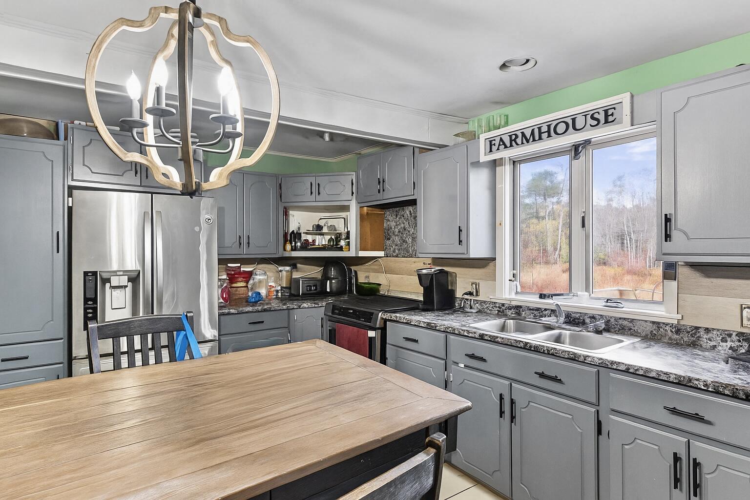 125 South Main Street Mechanic Falls, ME 04256 - Photo 4 of 19 Photo Oct 16 2025, 1 52 18 PM