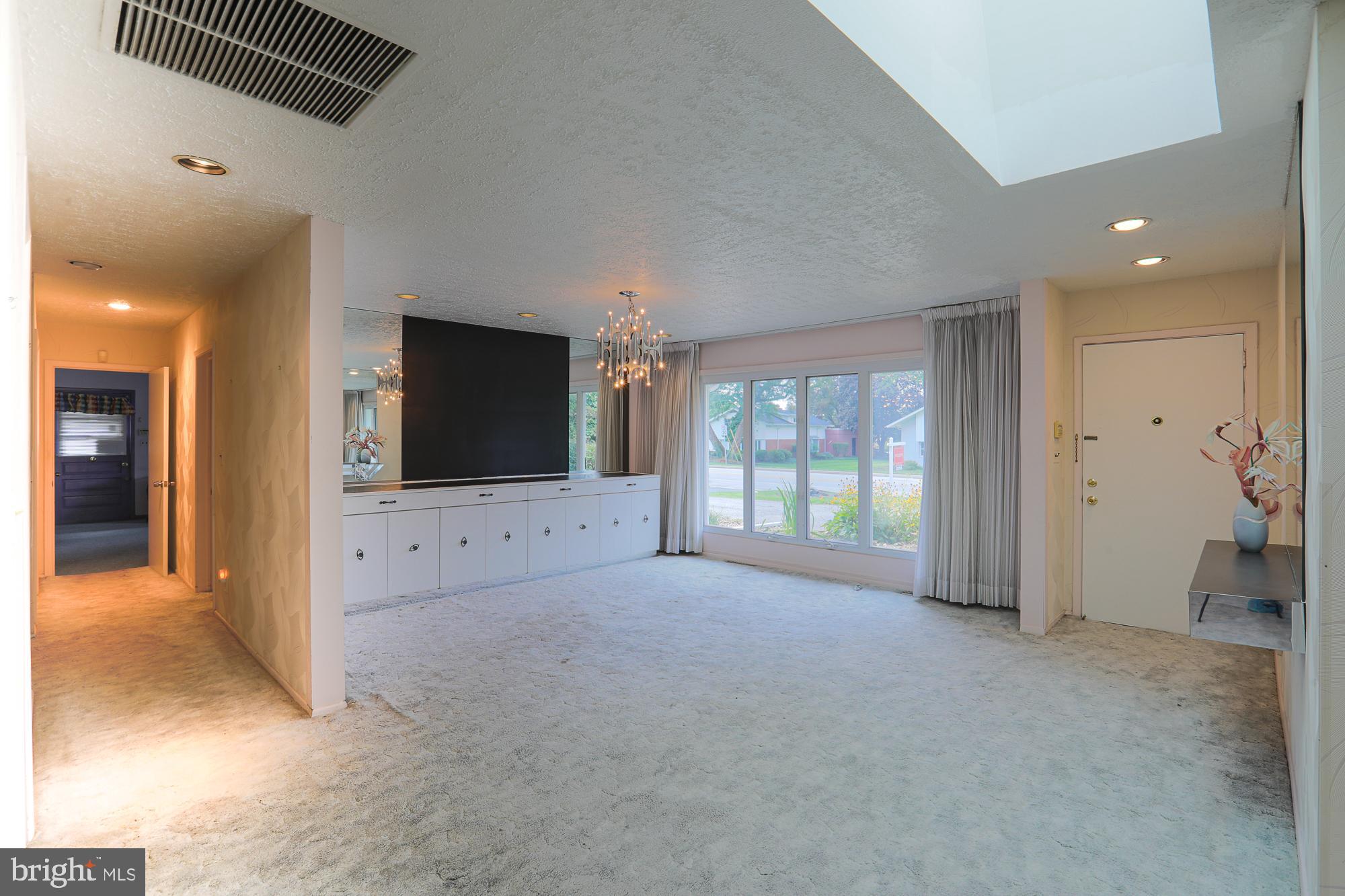 7937 Stevenson Road Baltimore, MD 21208 - Photo 3 of 21 Gallery Image 3
