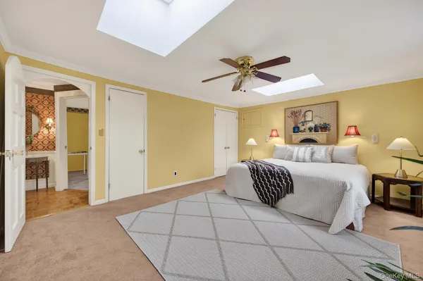 $1,188,000 | 66 Aberdeen Road, New Hyde Park, NY 11040