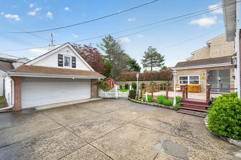 a view of a house with a outdoor space