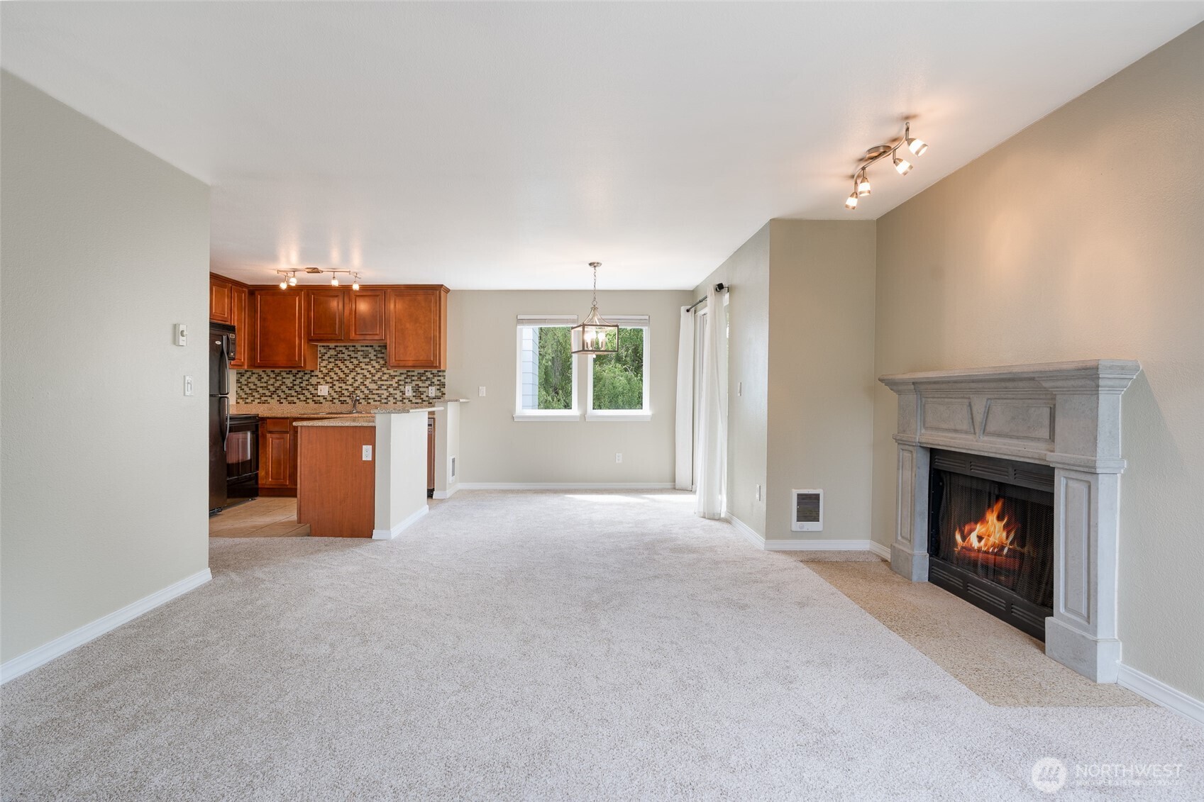 20320 Bothell Everett Highway, Unit D301 Bothell, WA 98012 - Photo 14 of 35