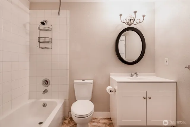 $299,999 | 20320 Bothell Everett Highway, Unit D301, Bothell, WA 98012