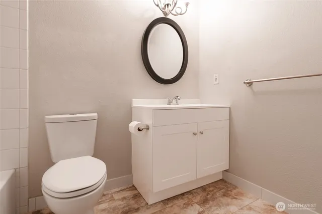 $299,999 | 20320 Bothell Everett Highway, Unit D301, Bothell, WA 98012