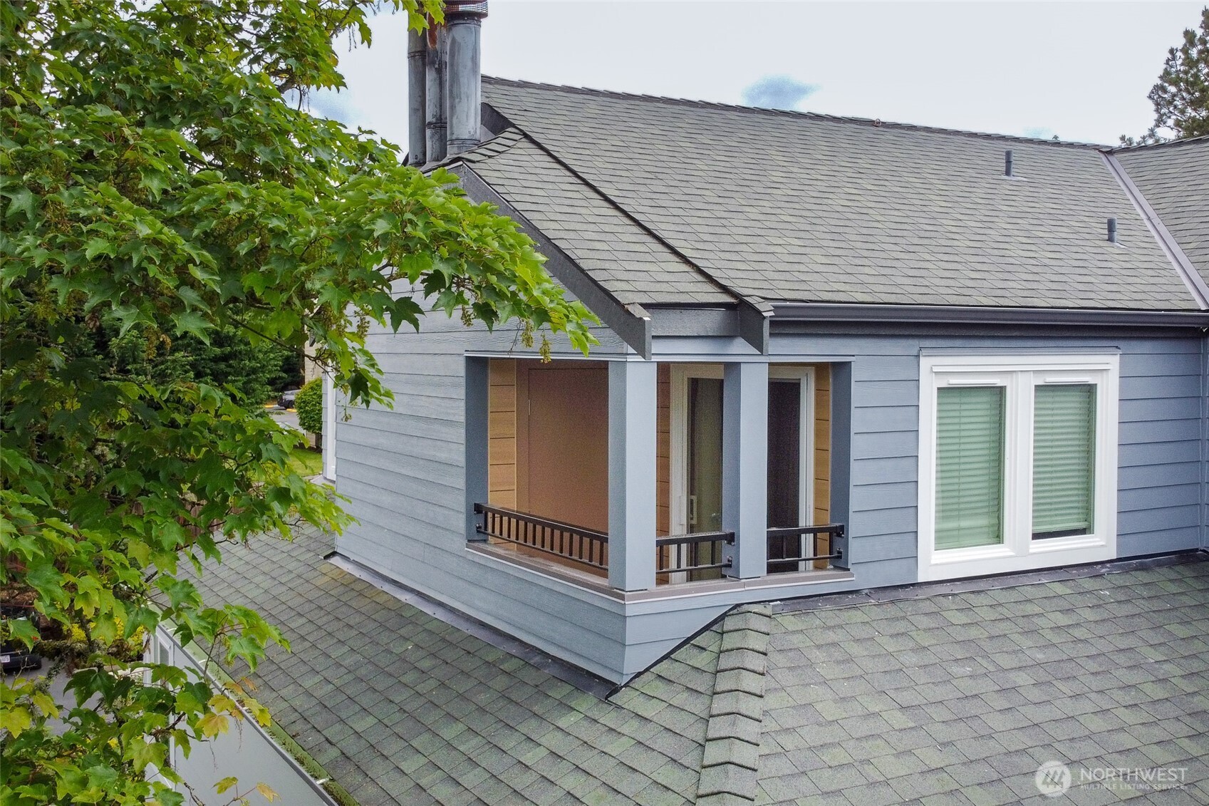 20320 Bothell Everett Highway, Unit D301 Bothell, WA 98012 - Photo 3 of 35 a view of entrance of house