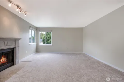 $299,999 | 20320 Bothell Everett Highway, Unit D301, Bothell, WA 98012