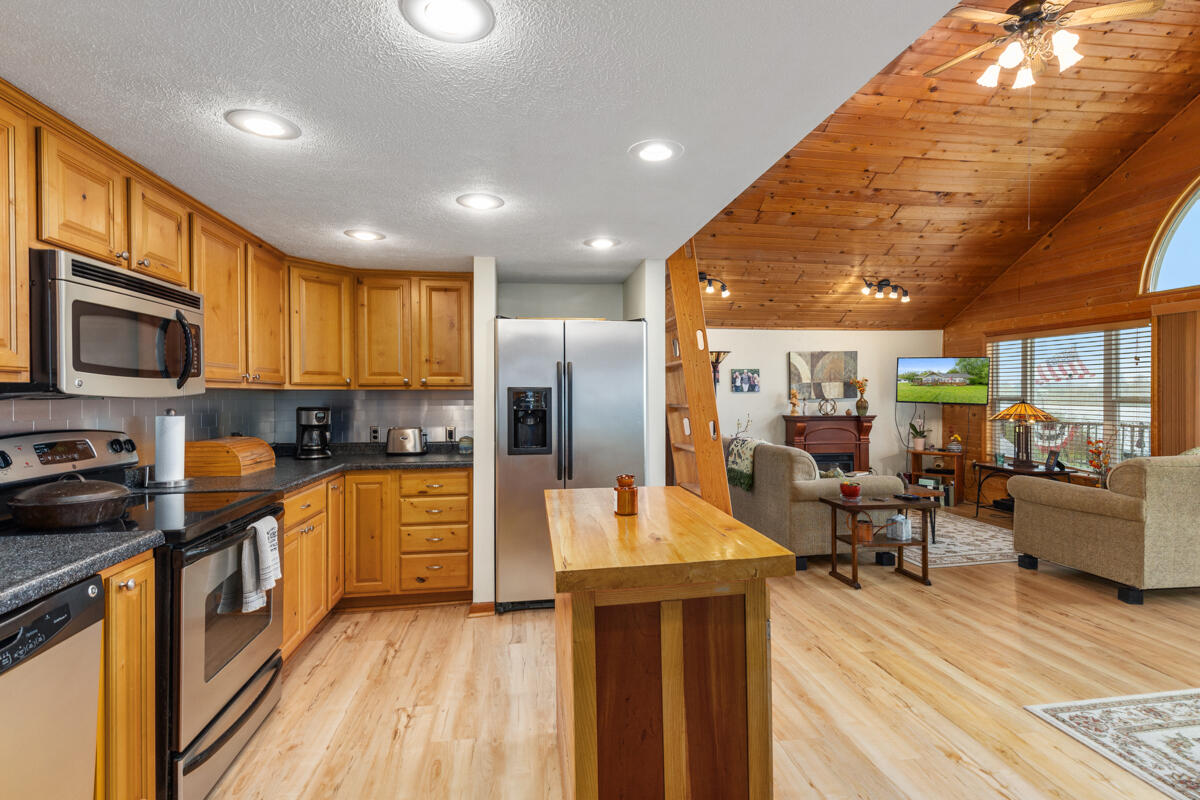 13341 Clausen Road Trufant, MI 49347 - Photo 16 of 53 IMG_1014