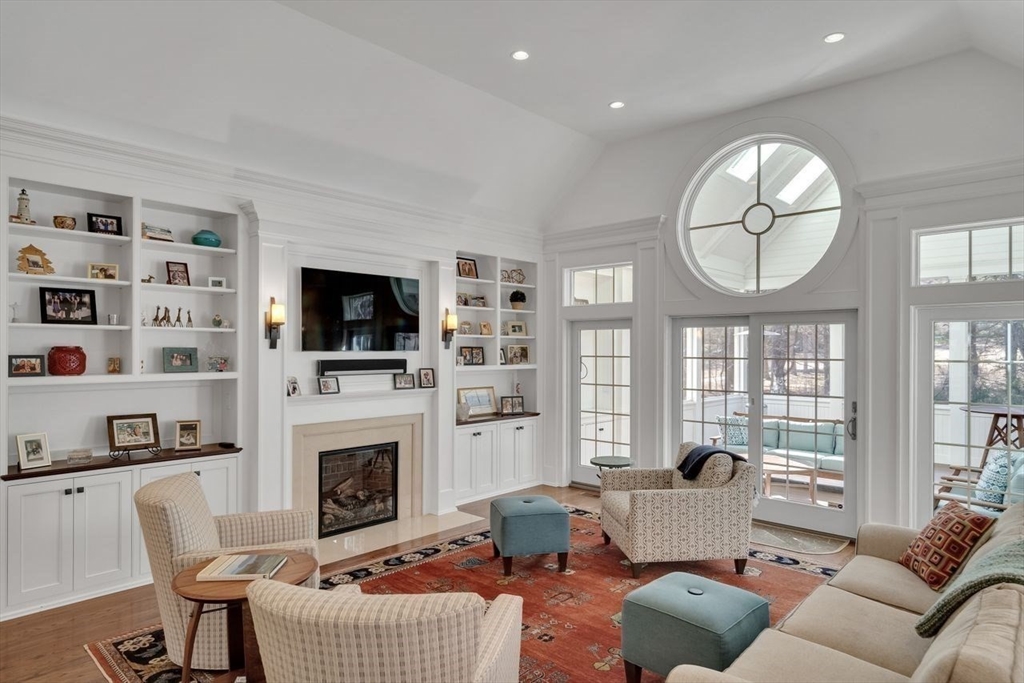 586 Old Marlboro Road Concord, MA 01742 - Photo 11 of 41 Gallery Image 11