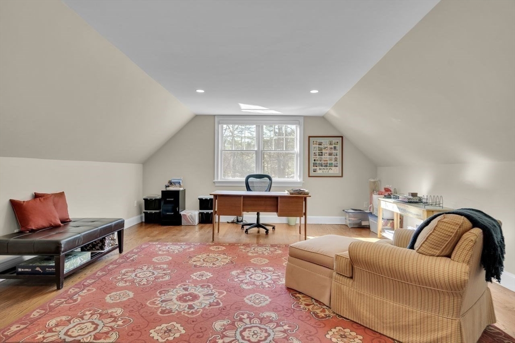 586 Old Marlboro Road Concord, MA 01742 - Photo 27 of 41 Gallery Image 27