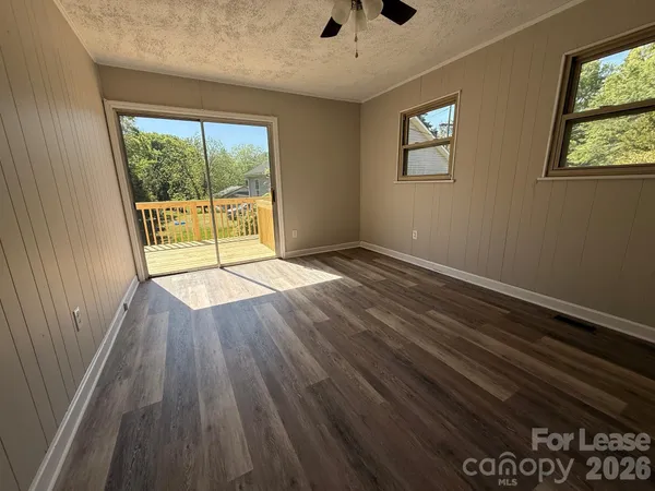 $1,550 | 742 Central Drive Northwest, Concord, NC 28027