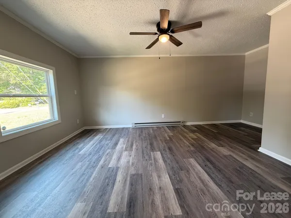 $1,550 | 742 Central Drive Northwest, Concord, NC 28027