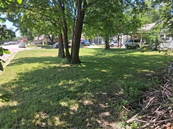 $35,000 | 802 North Commerce Street, Gainesville, TX 76240
