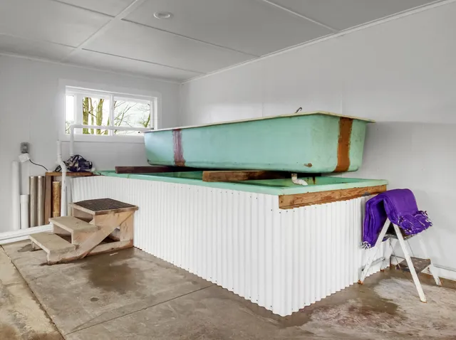 $989,000 | 132-00 Wallace Shore Road, Harpswell, ME 04079