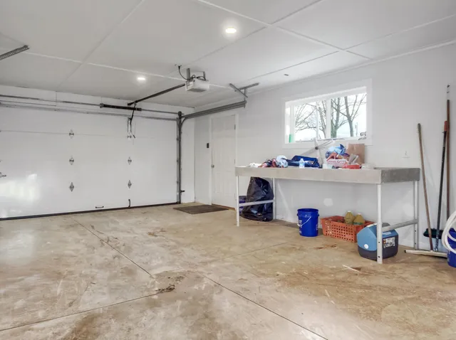 $989,000 | 132-00 Wallace Shore Road, Harpswell, ME 04079