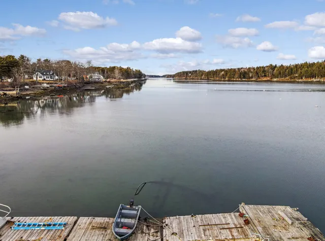 $989,000 | 132-00 Wallace Shore Road, Harpswell, ME 04079