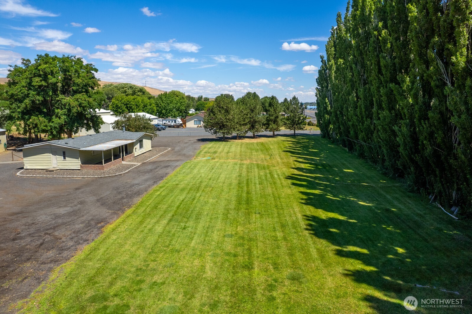 2399 Basin Street Southwest Ephrata, WA 98823 - Photo 9 of 40