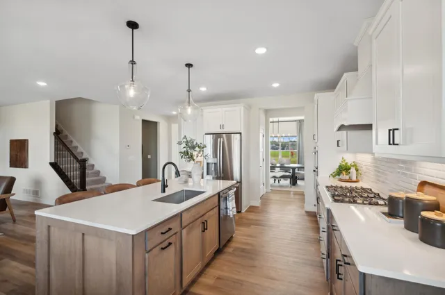 $1,175,000 | 10120 Heather Lane, Corcoran, MN 55374