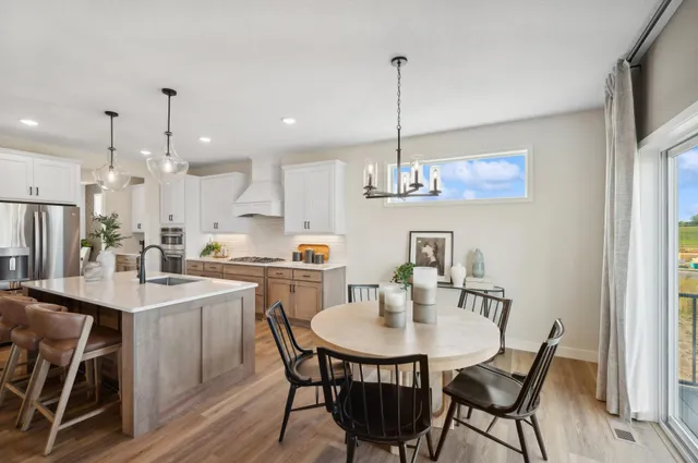 $1,175,000 | 10120 Heather Lane, Corcoran, MN 55374