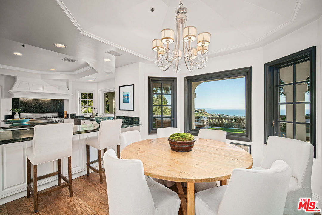 16388 Shadow Mountain Drive Pacific Palisades, CA 90272 - Photo 15 of 51