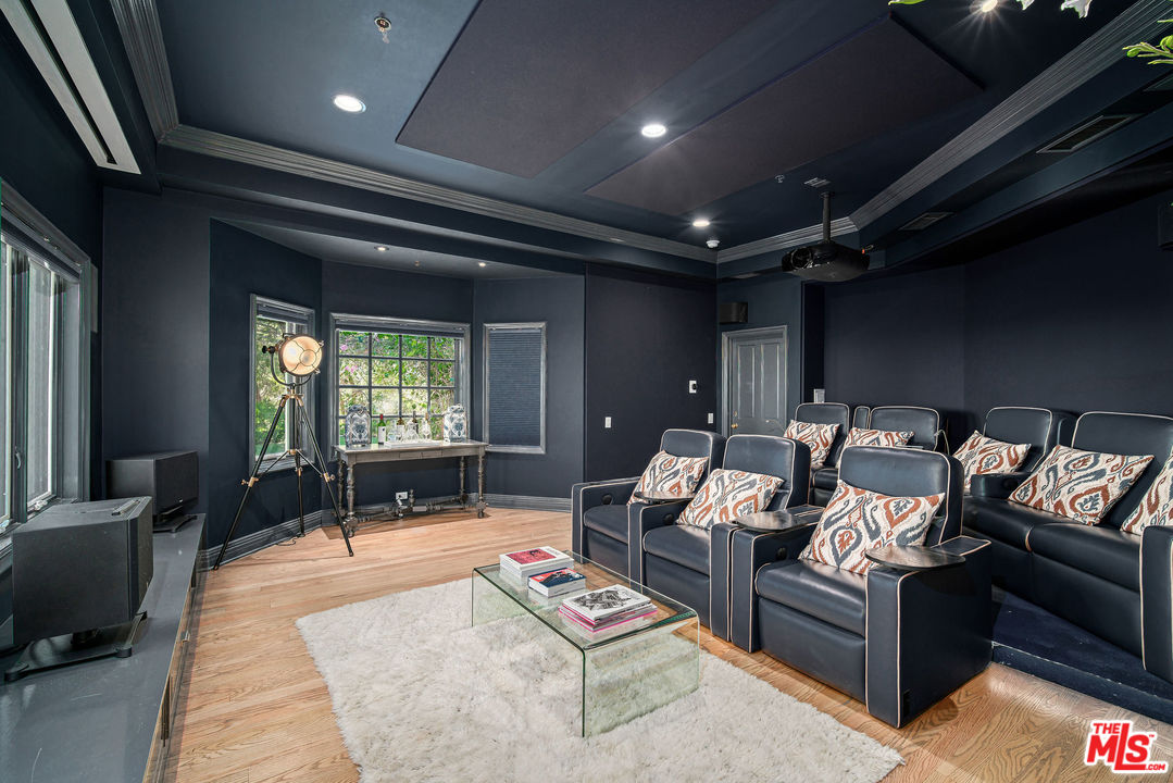 16388 Shadow Mountain Drive Pacific Palisades, CA 90272 - Photo 19 of 51