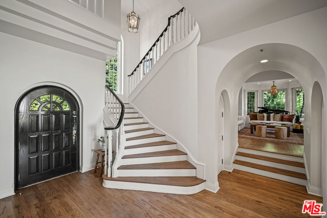 16388 Shadow Mountain Drive Pacific Palisades, CA 90272 - Photo 23 of 51