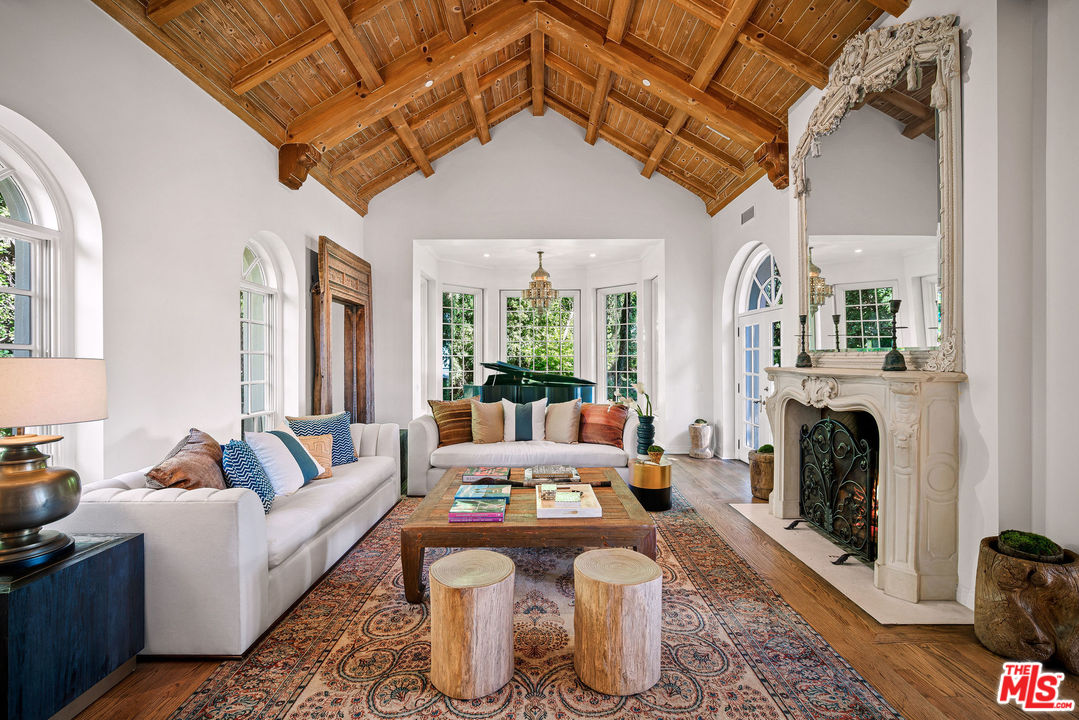 16388 Shadow Mountain Drive Pacific Palisades, CA 90272 - Photo 8 of 51