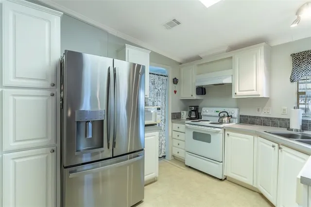 $139,990 | 13 Silversides Street, Lake Wales, FL 33898