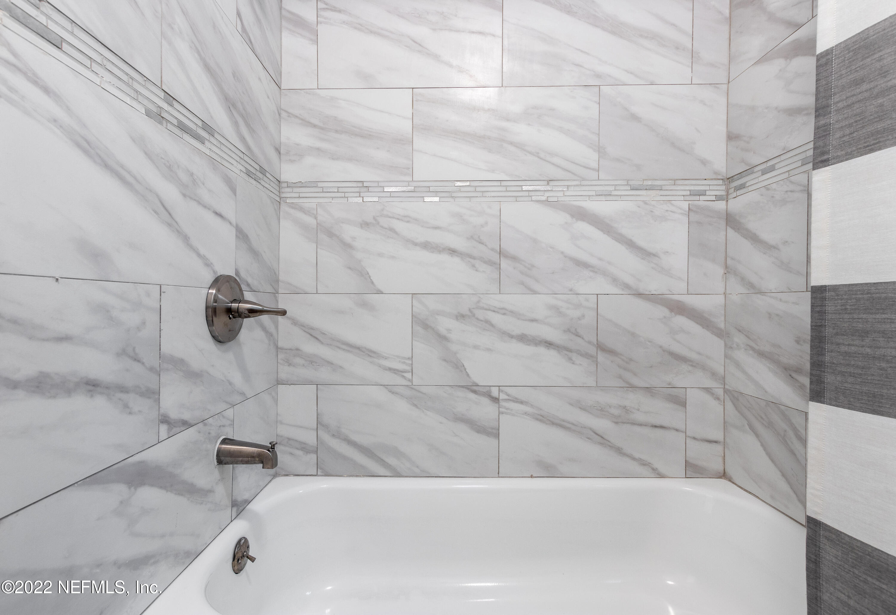 4044 Hunter Circle Jacksonville, FL 32207 - Photo 11 of 20 4044 Hunter Cir-108