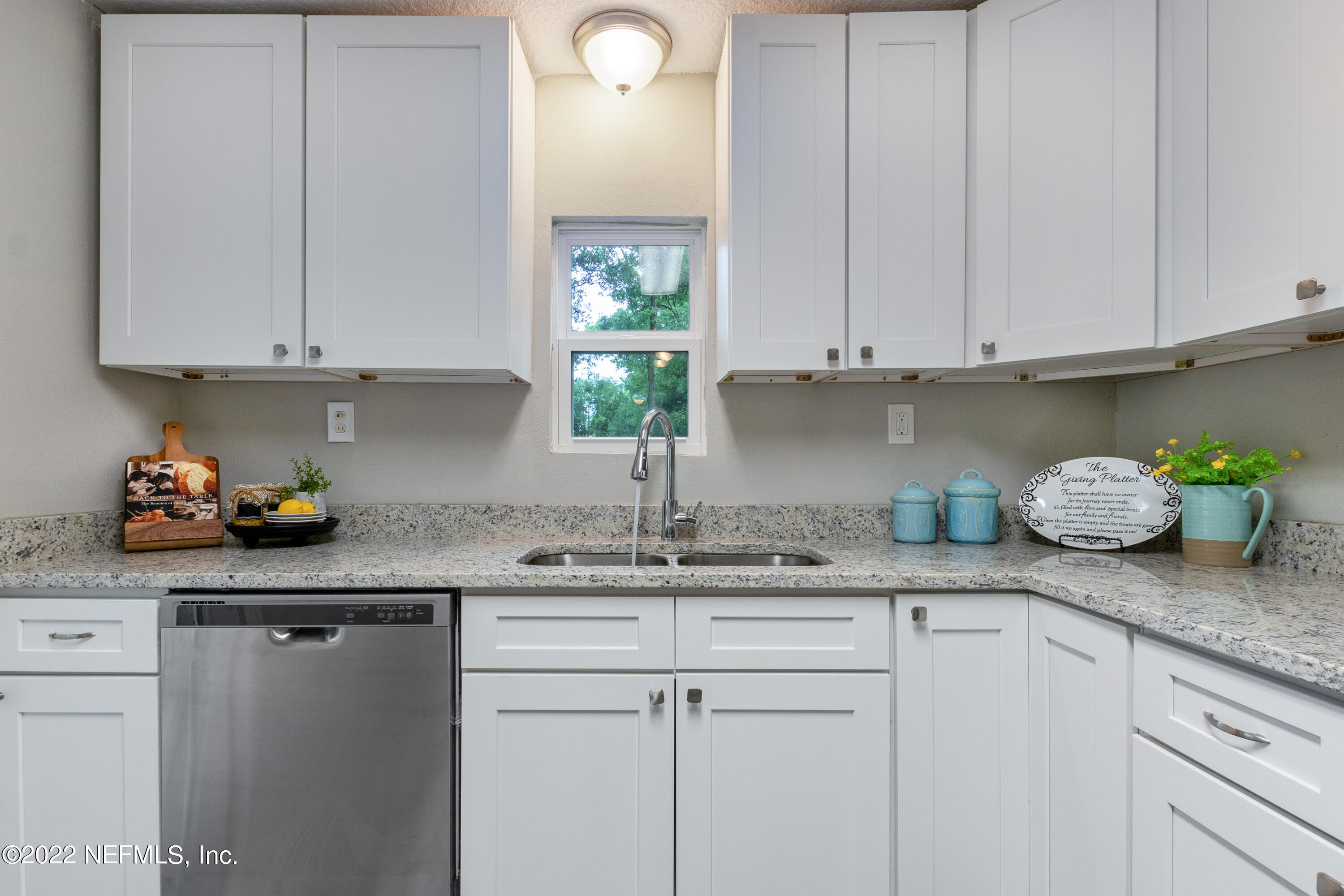 4044 Hunter Circle Jacksonville, FL 32207 - Photo 6 of 20 4044 Hunter Cir-111