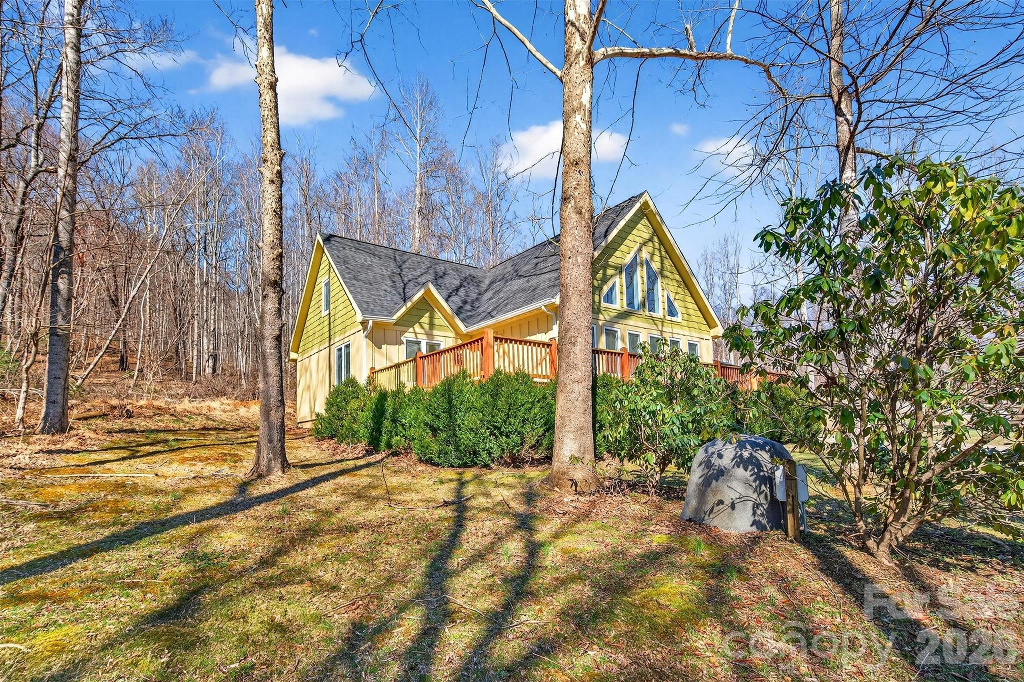 741 Blue Ridge Drive North Marion, NC 28752 - Photo 2 of 39