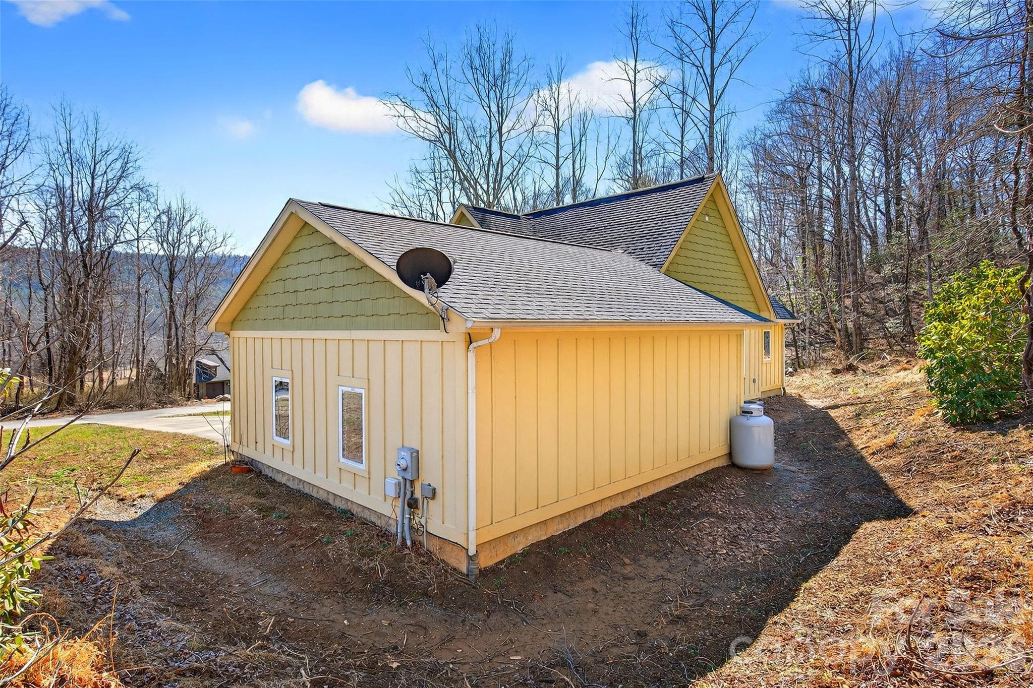 741 Blue Ridge Drive North Marion, NC 28752 - Photo 38 of 39