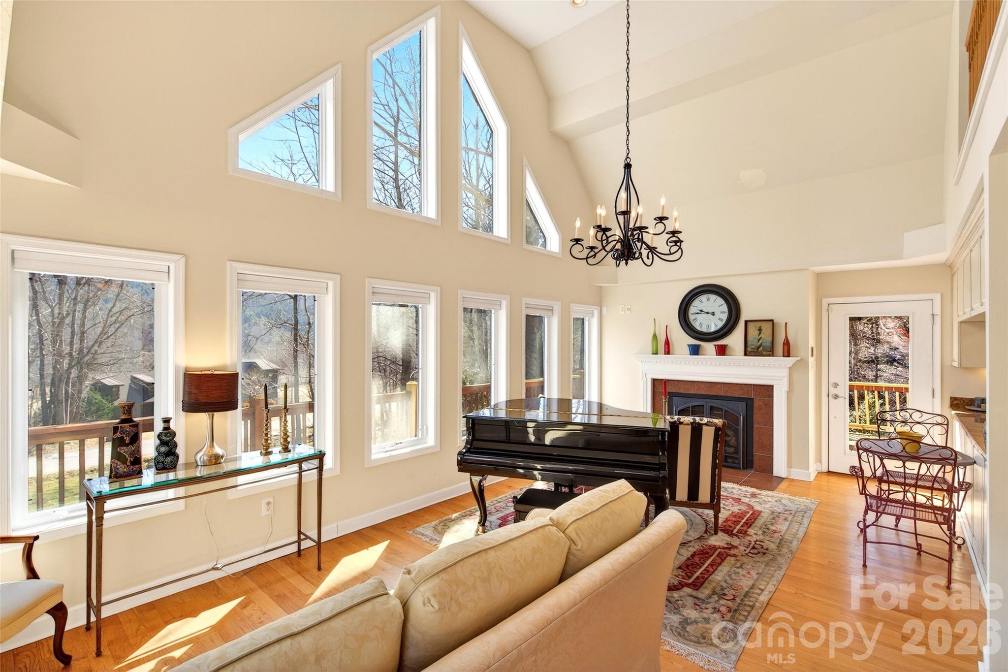 741 Blue Ridge Drive North Marion, NC 28752 - Photo 8 of 40