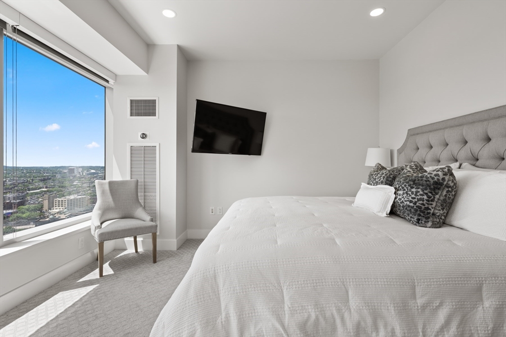 110 Stuart Street, Unit 26J Boston, MA 02116 - Photo 23 of 38