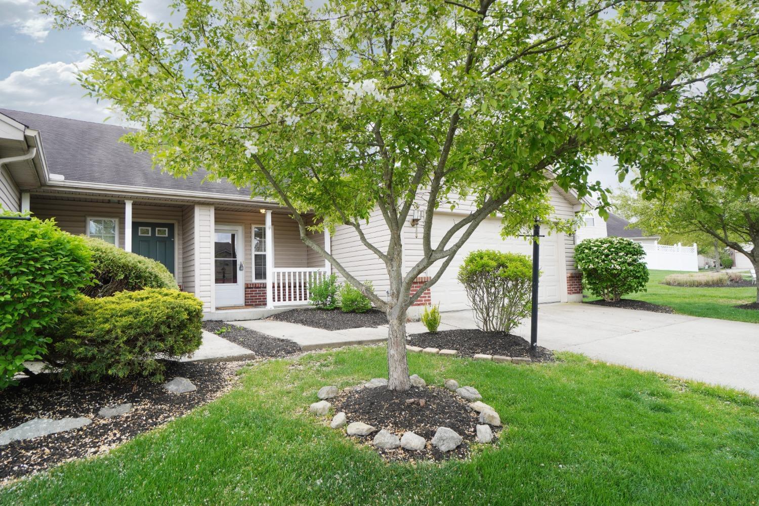 B Dillon Way Lebanon, OH 45036 - Photo 2 of 24