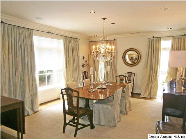 2516 Heathermoor Road Birmingham, AL 35223 - Photo 4 of 32
