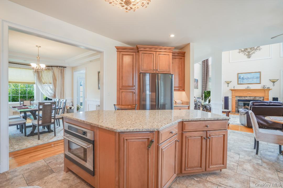 36 Thames Road Poughkeepsie, NY 12603 - Photo 7 of 36