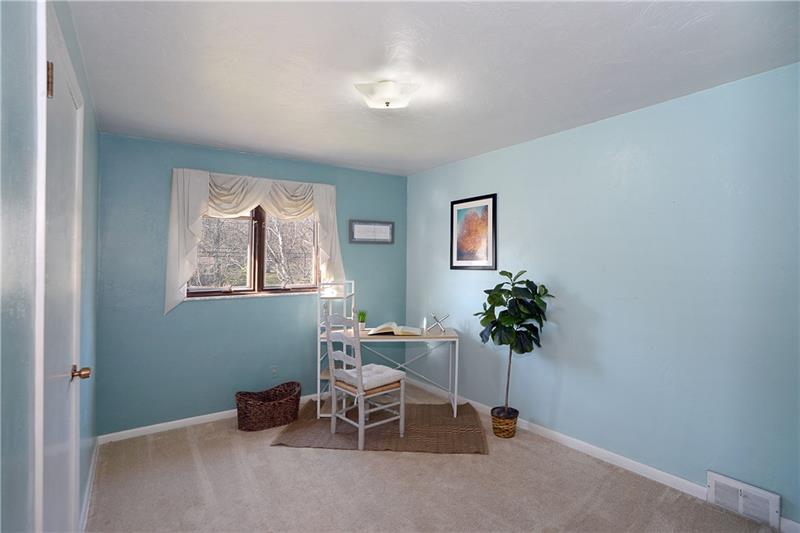 9458 Meadow Road Allison Park, PA 15101 - Photo 18 of 25 Gallery Image 18