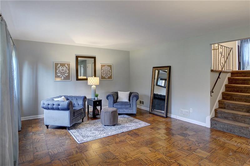 9458 Meadow Road Allison Park, PA 15101 - Photo 3 of 25 Gallery Image 3