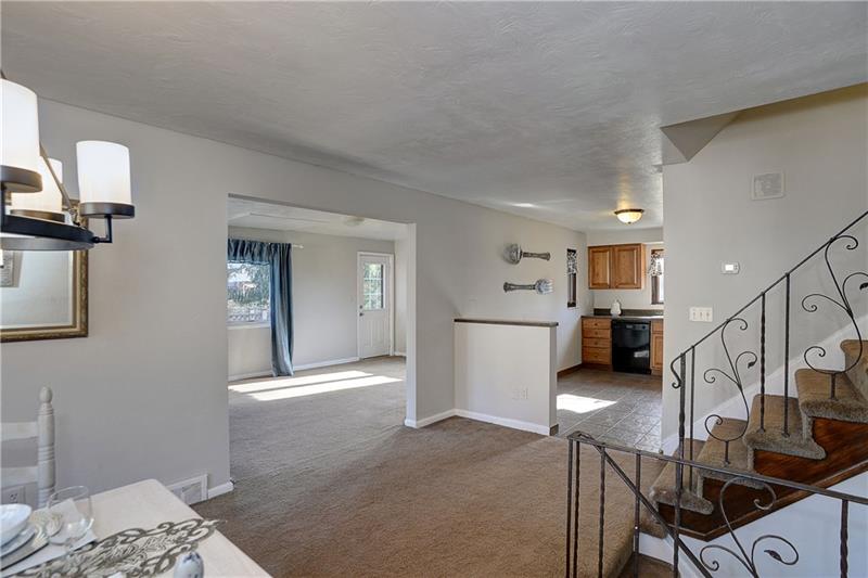 9458 Meadow Road Allison Park, PA 15101 - Photo 8 of 25 Gallery Image 8