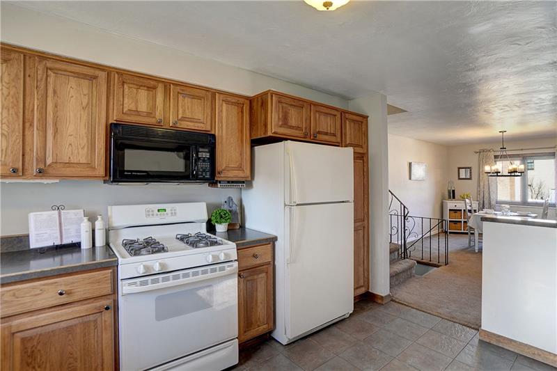 9458 Meadow Road Allison Park, PA 15101 - Photo 10 of 25 Gallery Image 10