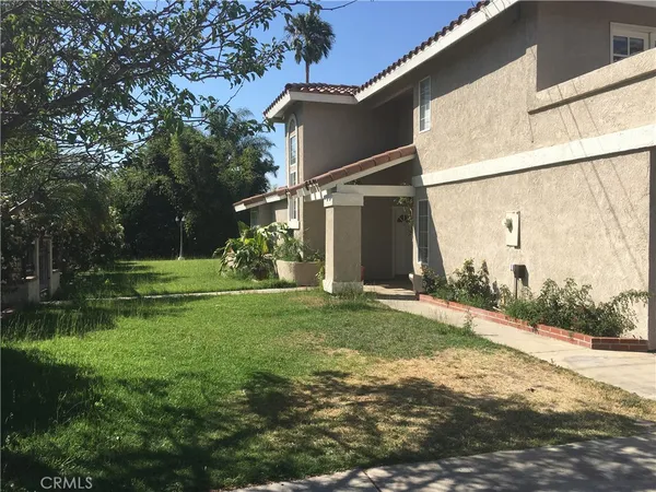 $3,200 | 723 Ford Street, Corona, CA 92879