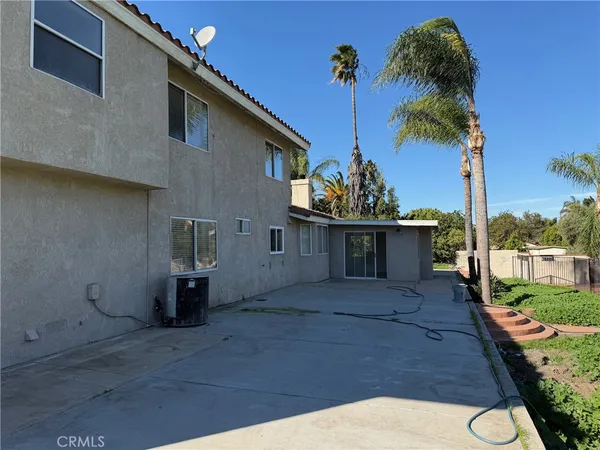 $3,200 | 723 Ford Street, Corona, CA 92879
