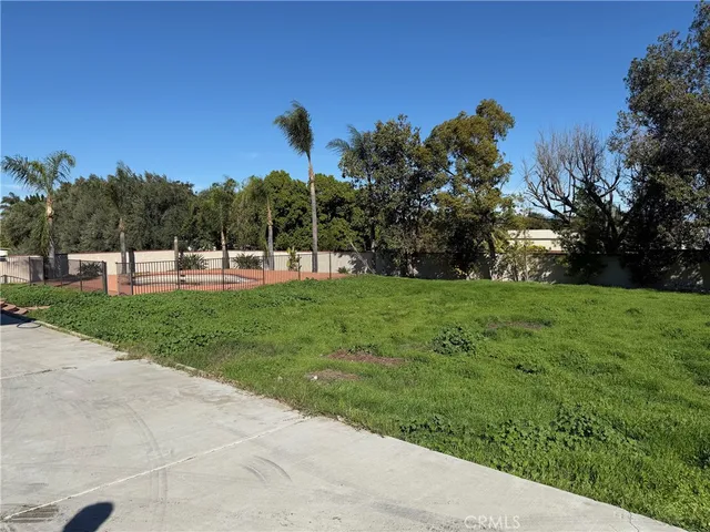 $3,900 | 723 Ford Street, Corona, CA 92879