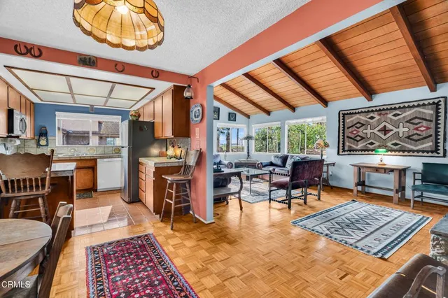 $1,189,000 | 6779 Ojai Avenue, Ventura, CA 93001