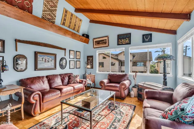 $1,189,000 | 6779 Ojai Avenue, Ventura, CA 93001